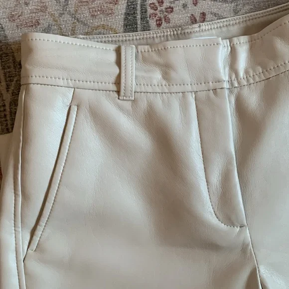 Vegan leather pants in color pearl - Picture 4 of 6